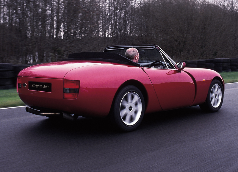 Illustration for article titled America Is Overrun With Nissan Skylines! But Why Not TVR Griffiths?